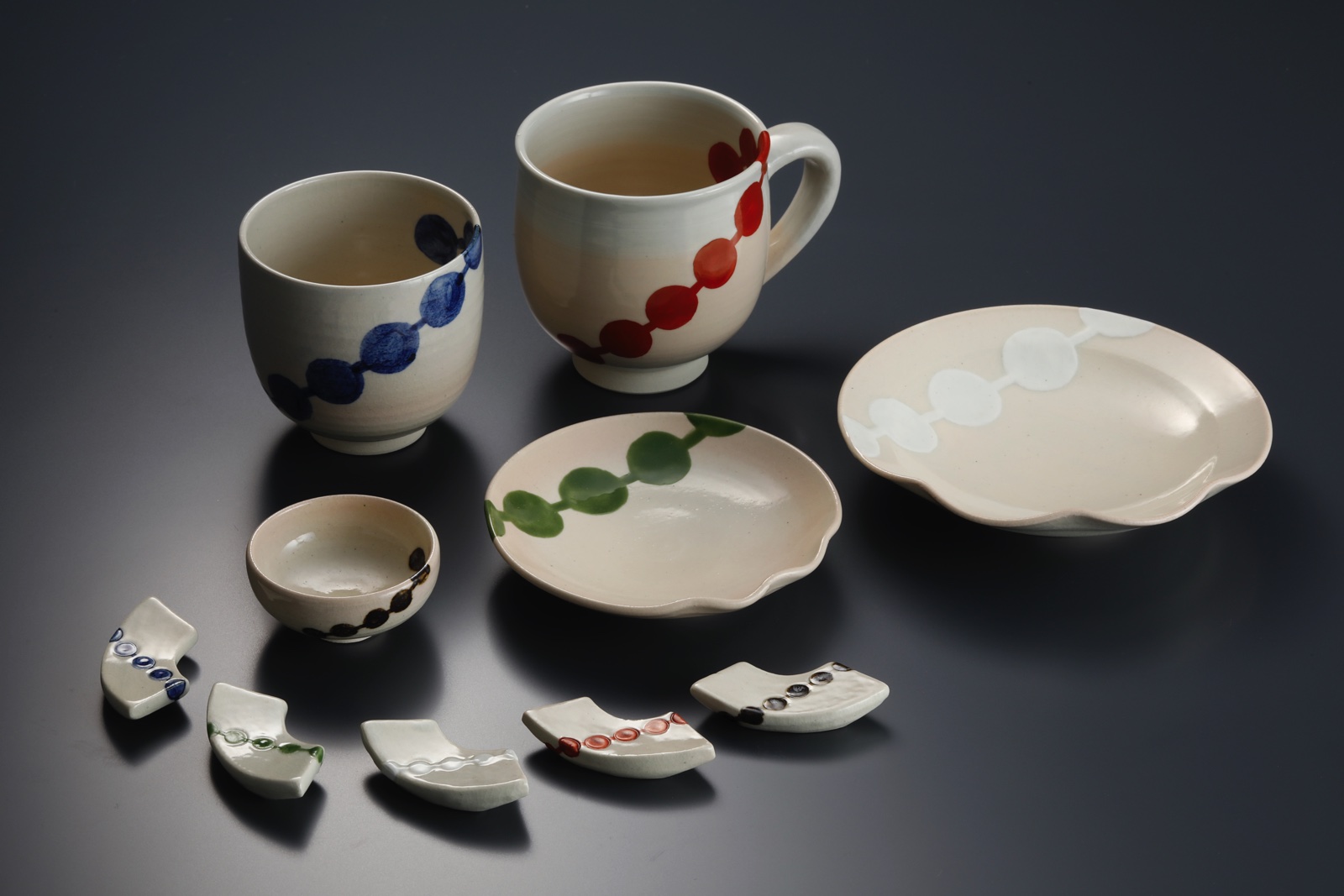 気質アップ 5751566: 京焼 六兵衛窯造 刷毛目茶碗（共箱） - 茶碗